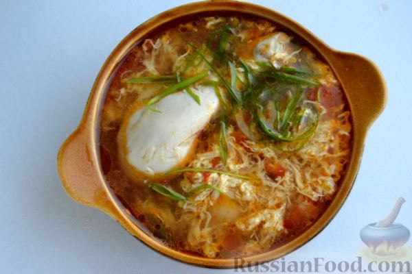 Китайский томатный суп с яйцами