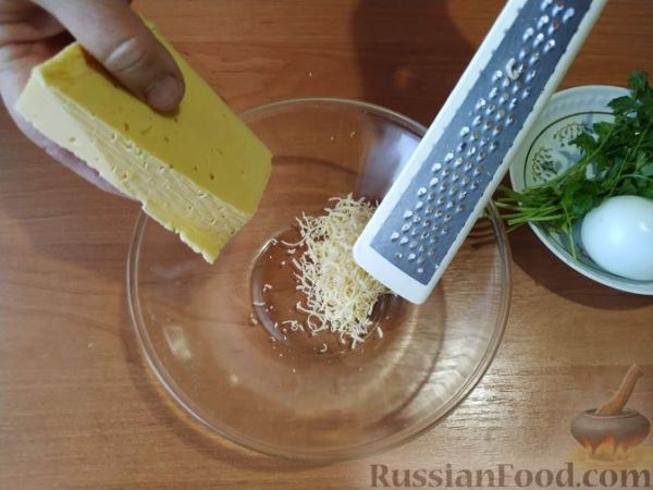 Сырная закуска на ананасовых кольцах