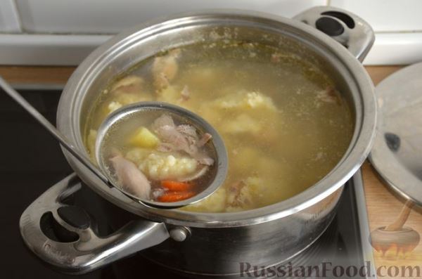 Куриный суп с клёцками из кускуса